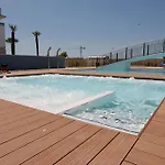 Apartment Lovely Flat With Swimming Pool