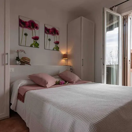 Lovely Flat With Swimming Pool