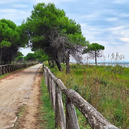 Lovely Flat With Swimming Pool Apartman Bibione