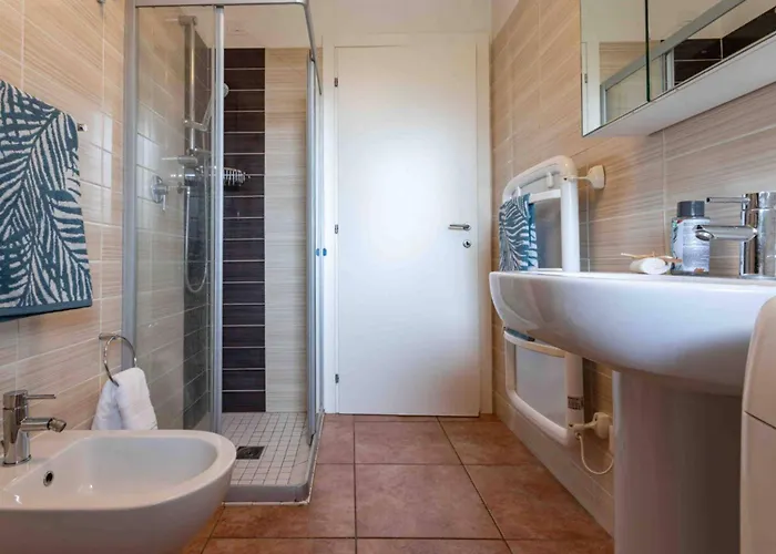 Lejlighed Lovely Flat With Swimming Pool *