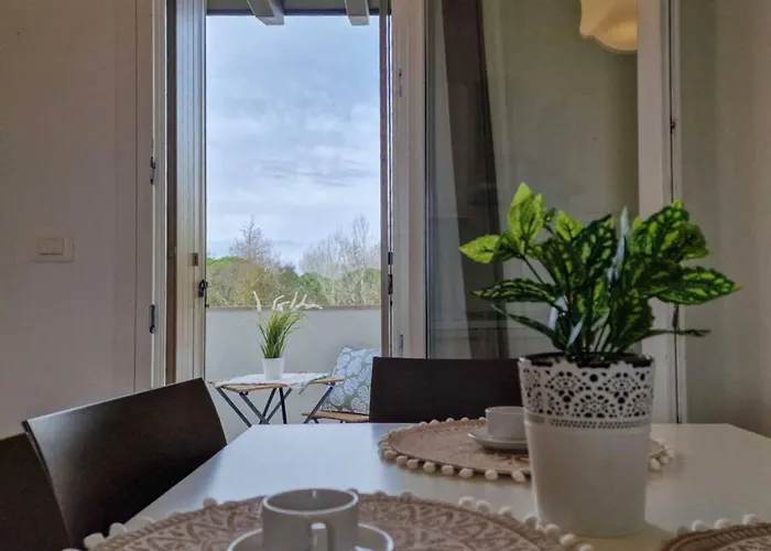 Lejlighed Lovely Flat With Swimming Pool