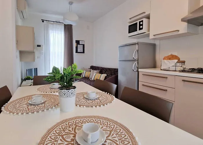 Lovely Flat With Swimming Pool * Bibione