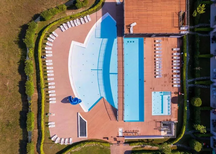 Lejlighed Lovely Flat With Swimming Pool