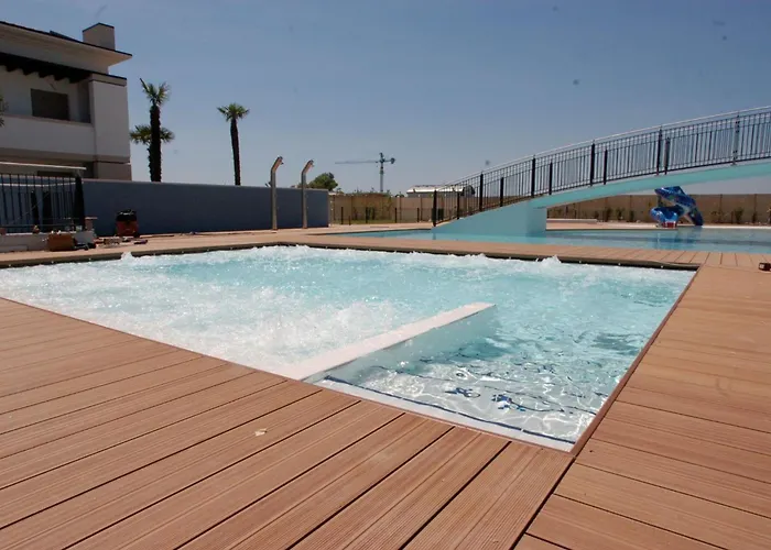 Lejlighed Lovely Flat With Swimming Pool